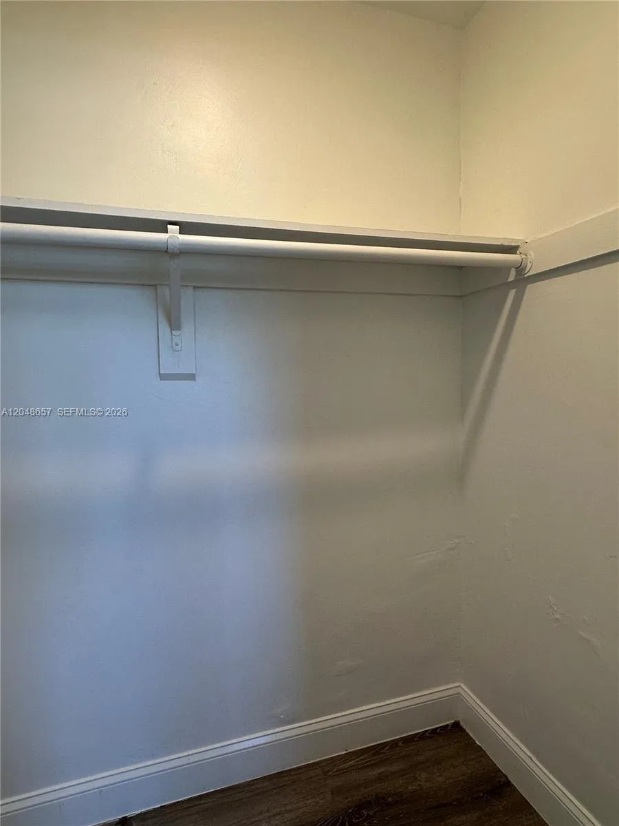 2401 NW 9th Ave #3 Wilton Manors, FL 33311