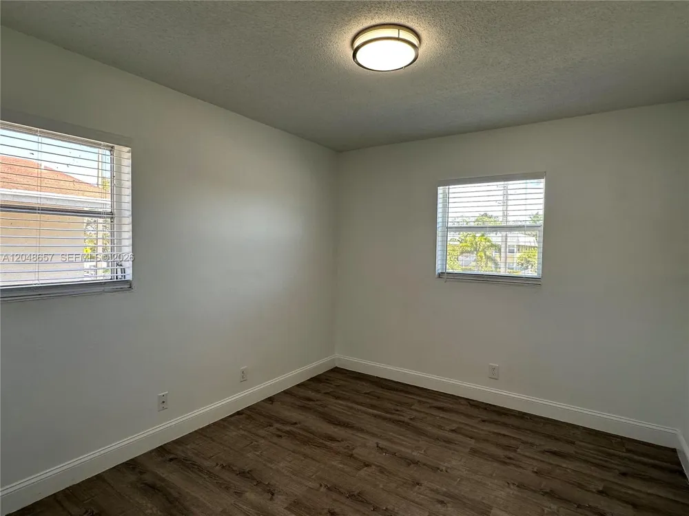 2401 NW 9th Ave #3 Wilton Manors, FL 33311