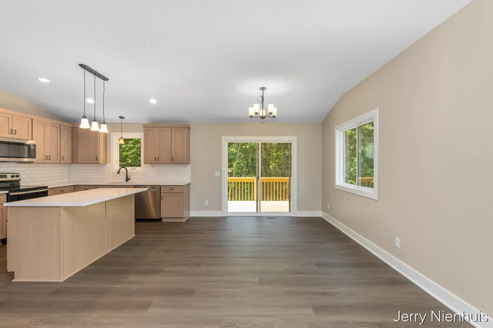 912 Blueberry Pine Court #35 Allegan, MI 49010