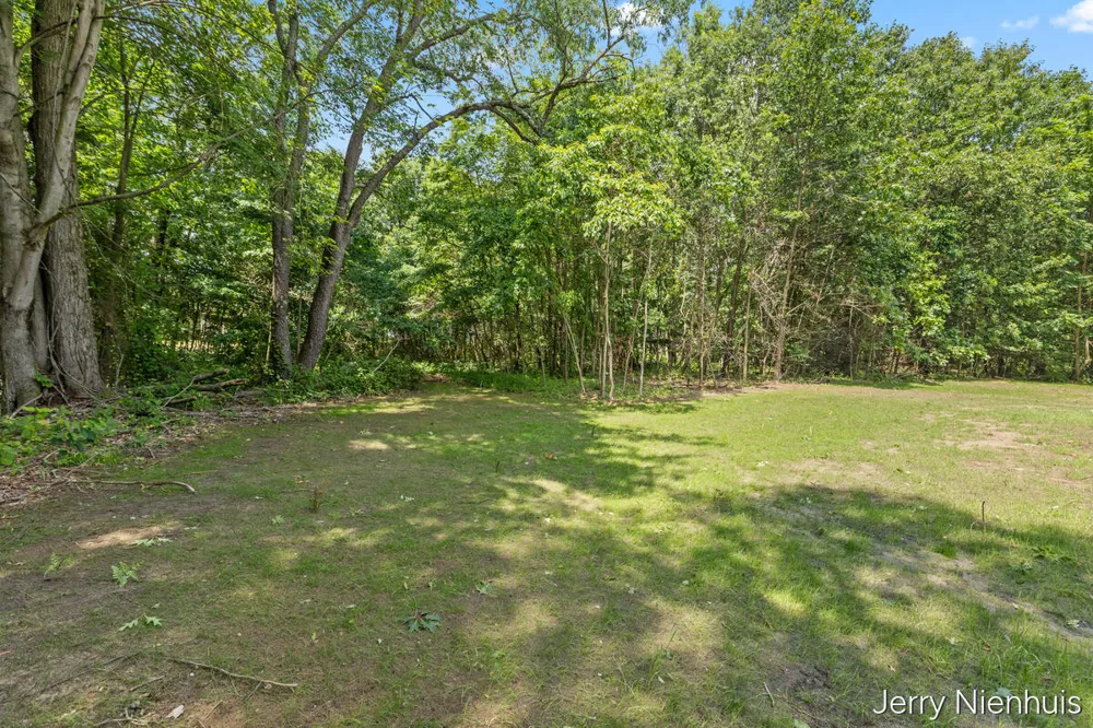912 Blueberry Pine Court #35 Allegan, MI 49010