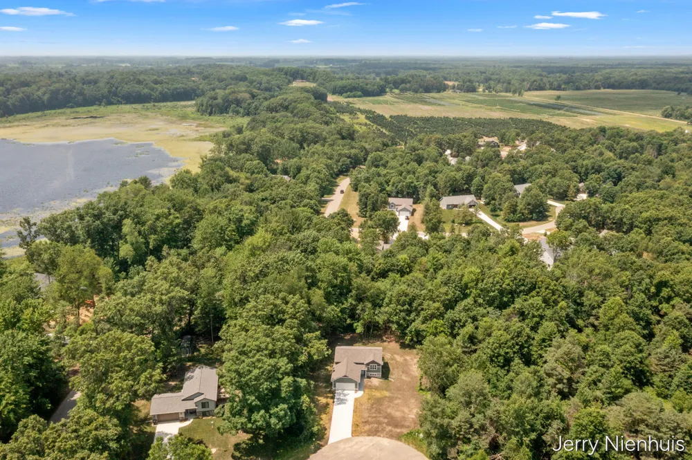 912 Blueberry Pine Court #35 Allegan, MI 49010