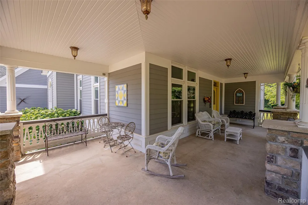 3839 Shamrock Drive Oregon Township, MI 48446