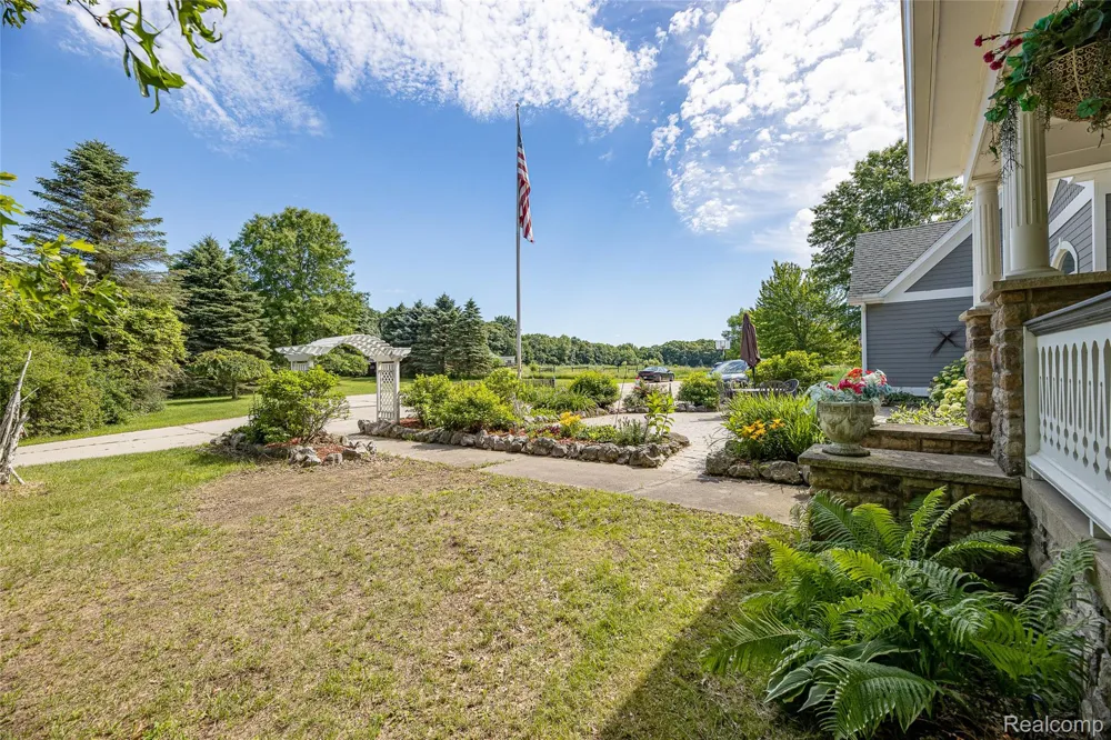 3839 Shamrock Drive Oregon Township, MI 48446