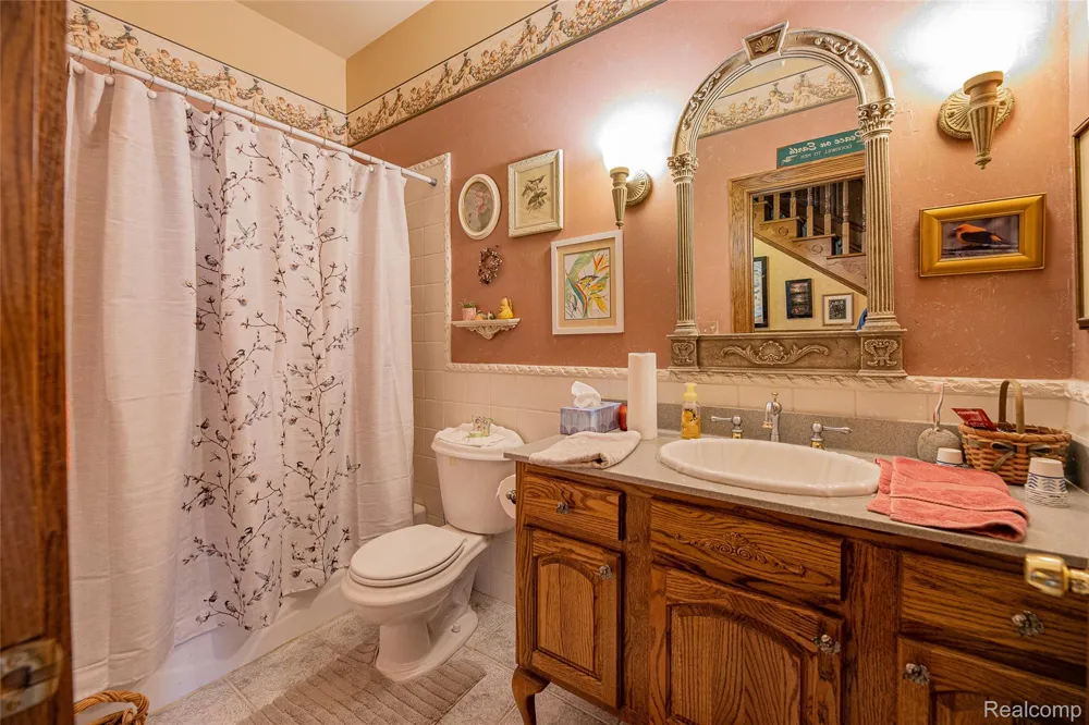 3839 Shamrock Drive Oregon Township, MI 48446