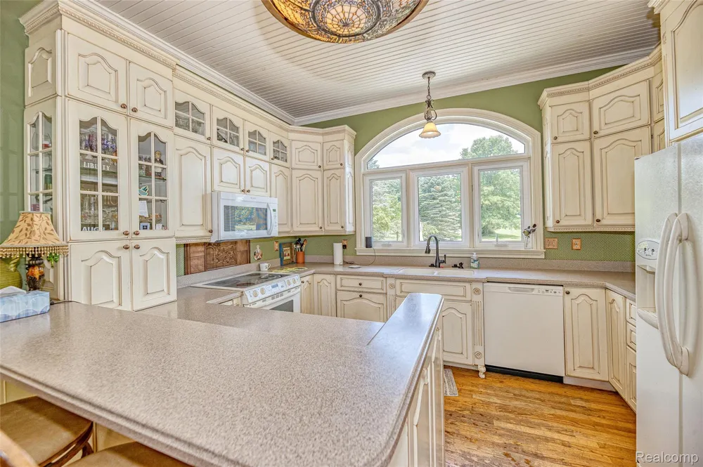 3839 Shamrock Drive Oregon Township, MI 48446