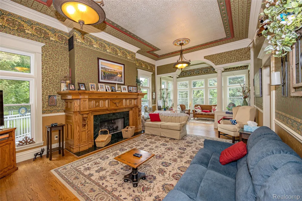 3839 Shamrock Drive Oregon Township, MI 48446