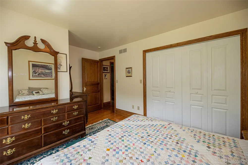 3839 Shamrock Drive Oregon Township, MI 48446