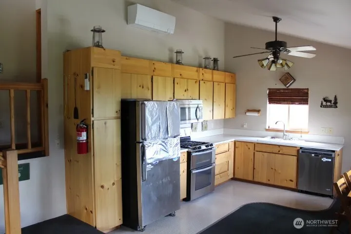 302 Davies Road Oroville, WA 98844