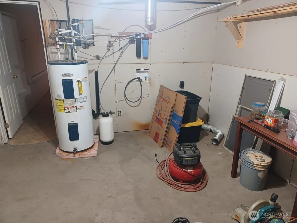 302 Davies Road Oroville, WA 98844