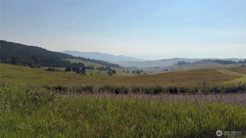 302 Davies Road Oroville, WA 98844