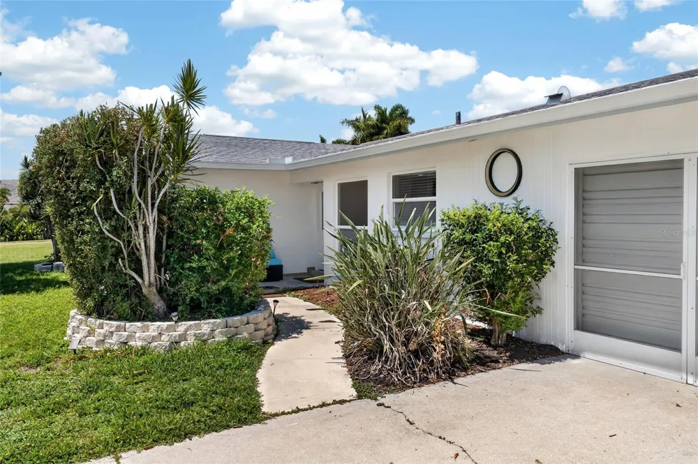 3114 SE 18TH AVENUE Cape Coral, FL 33904