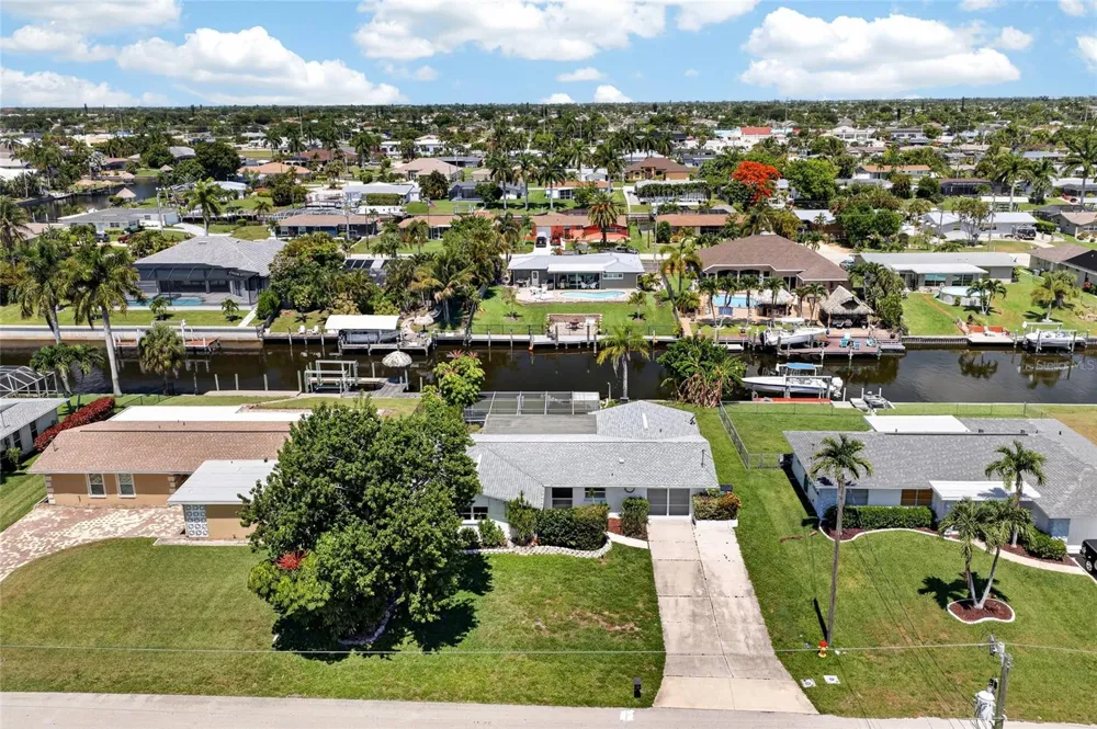 3114 SE 18TH AVENUE Cape Coral, FL 33904