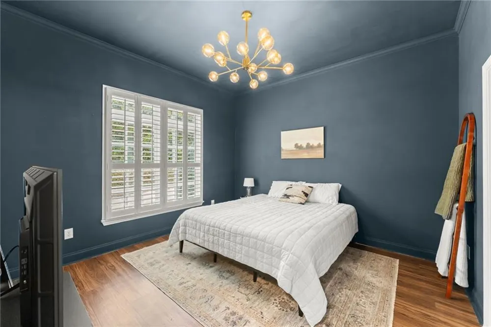 812 Creek View Lane Roswell, GA 30075