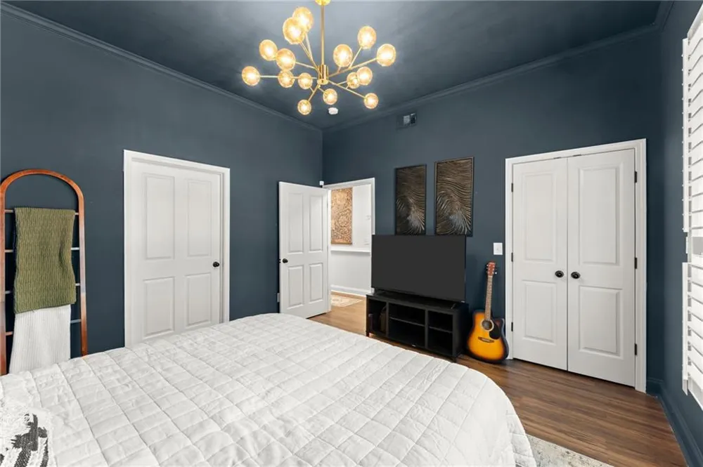 812 Creek View Lane Roswell, GA 30075