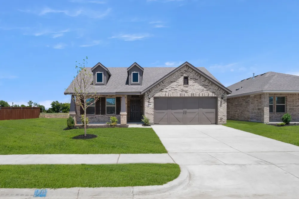 404 Comanche Drive Cleburne, TX 76033