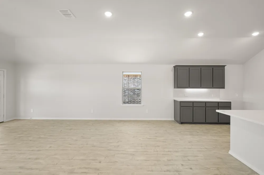 404 Comanche Drive Cleburne, TX 76033