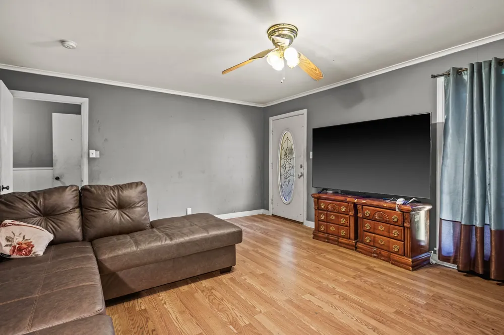 720 Buffalo Street Gilmer, TX 75644