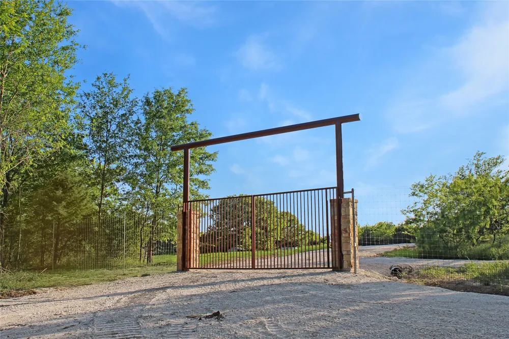 7304 Shady Lane Scurry, TX 75158