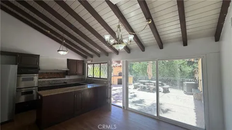736 Crater Oak Drive
