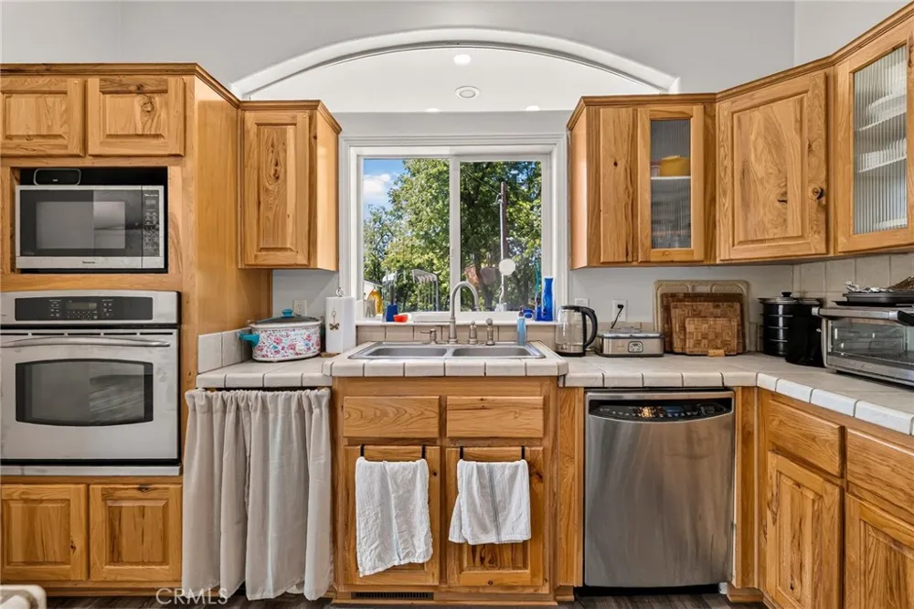 24930 68th Los Molinos, CA 96055