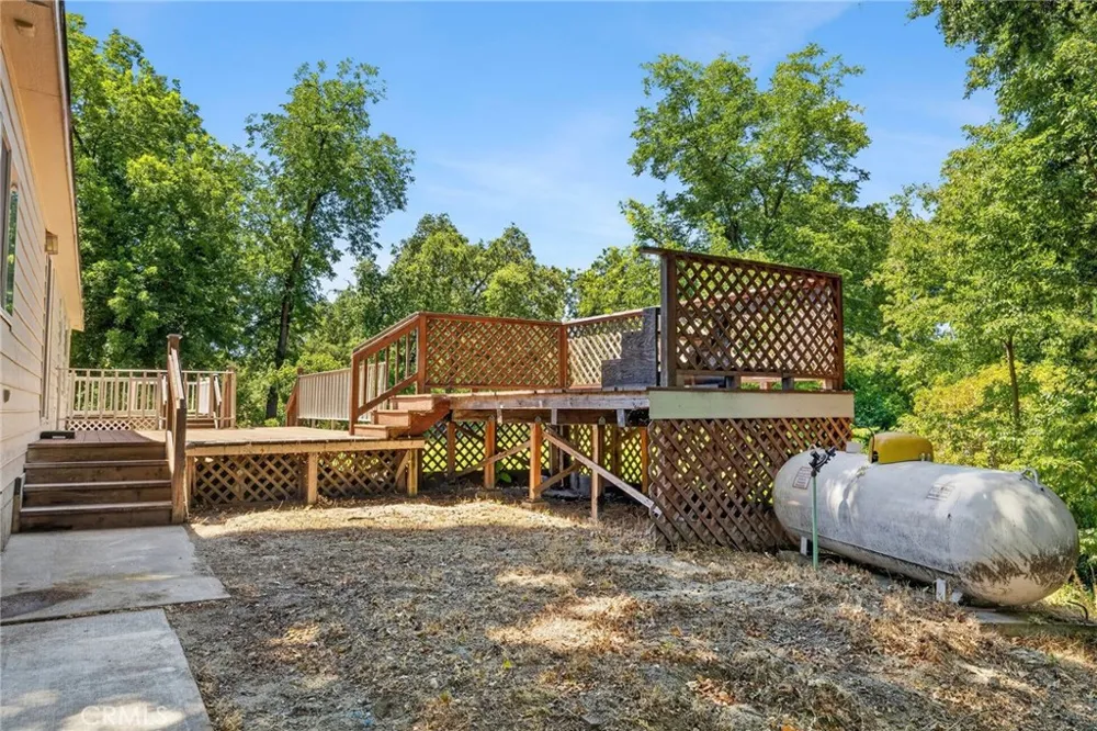 24930 68th Los Molinos, CA 96055