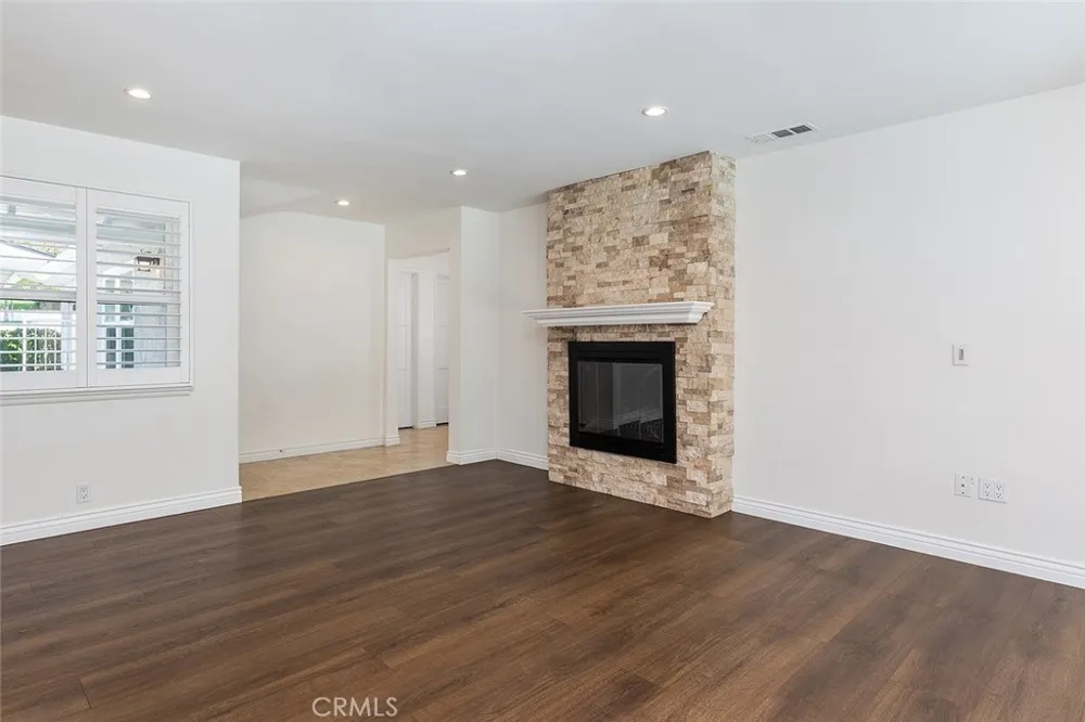 1030 Cynthia Avenue Pasadena, CA 91107