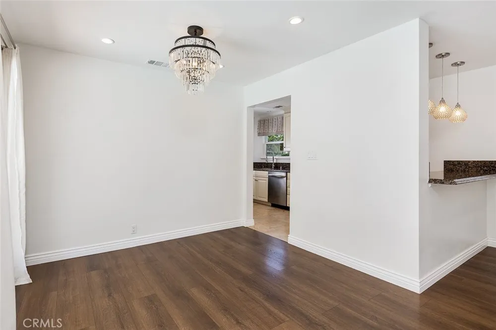 1030 Cynthia Avenue Pasadena, CA 91107