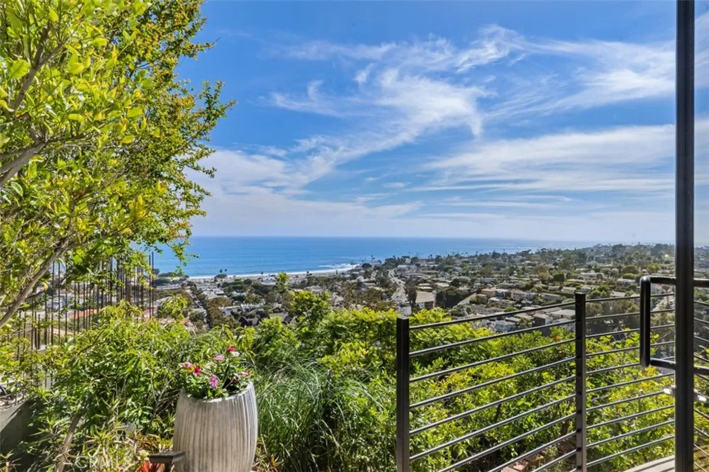 664 Mystic View Laguna Beach, CA 92651