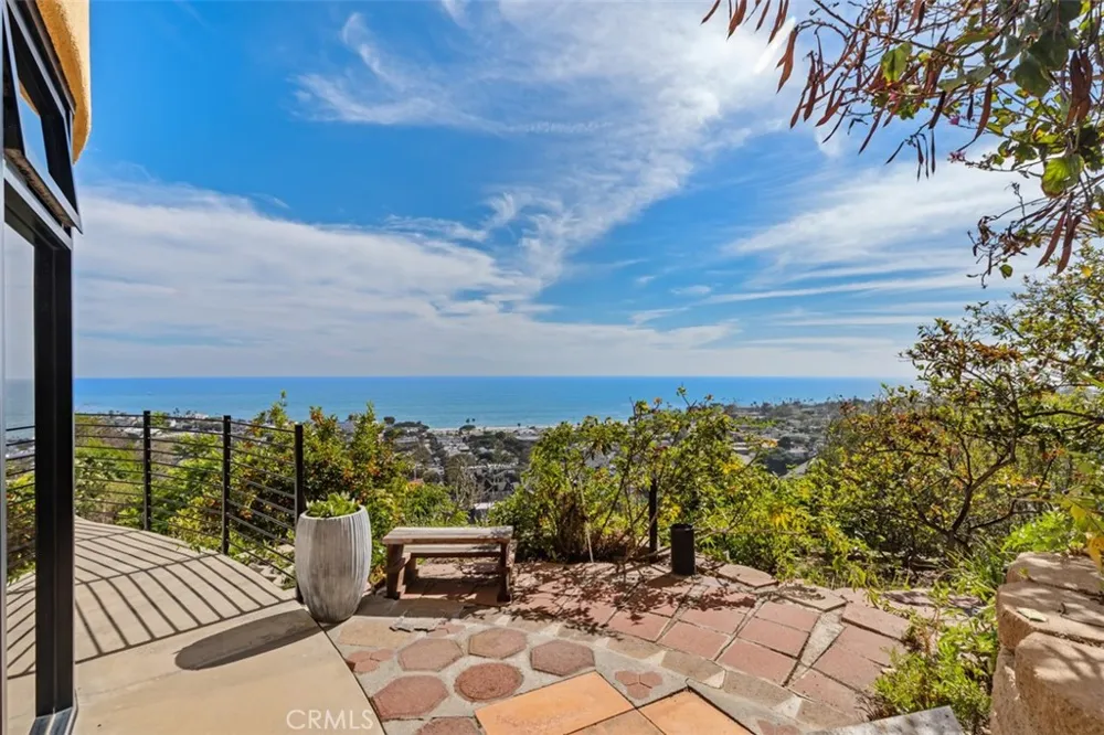 664 Mystic View Laguna Beach, CA 92651