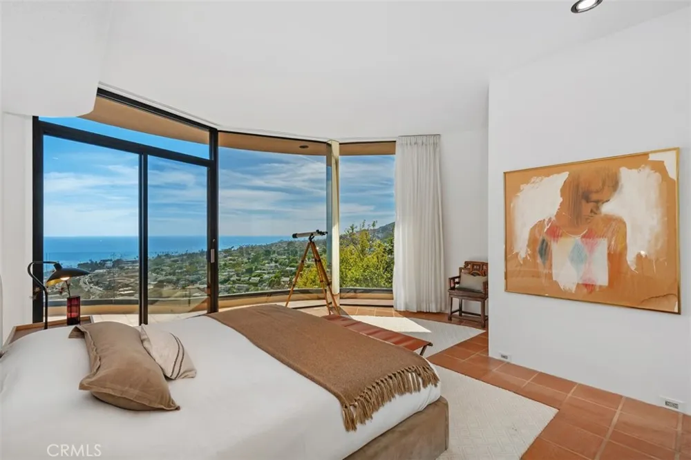 664 Mystic View Laguna Beach, CA 92651