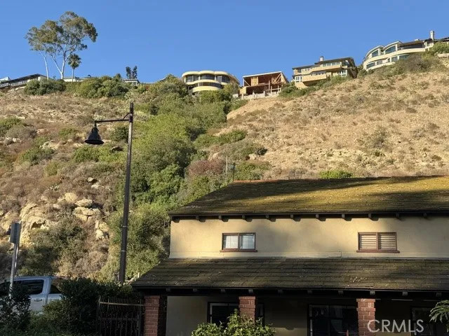 664 Mystic View Laguna Beach, CA 92651