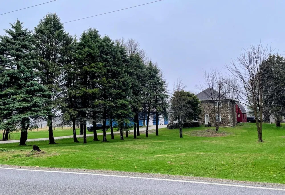 2311 E Glendora Road Buchanan, MI 49107