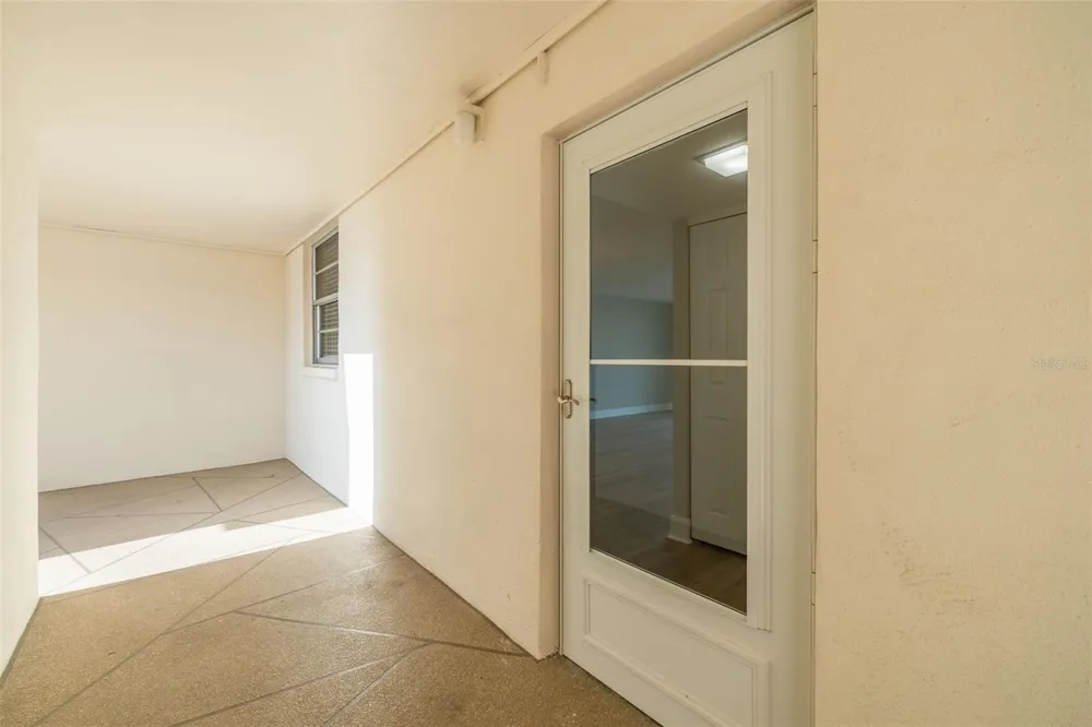 7425 BAY ISLAND DRIVE S #107 St Petersburg, FL 33707