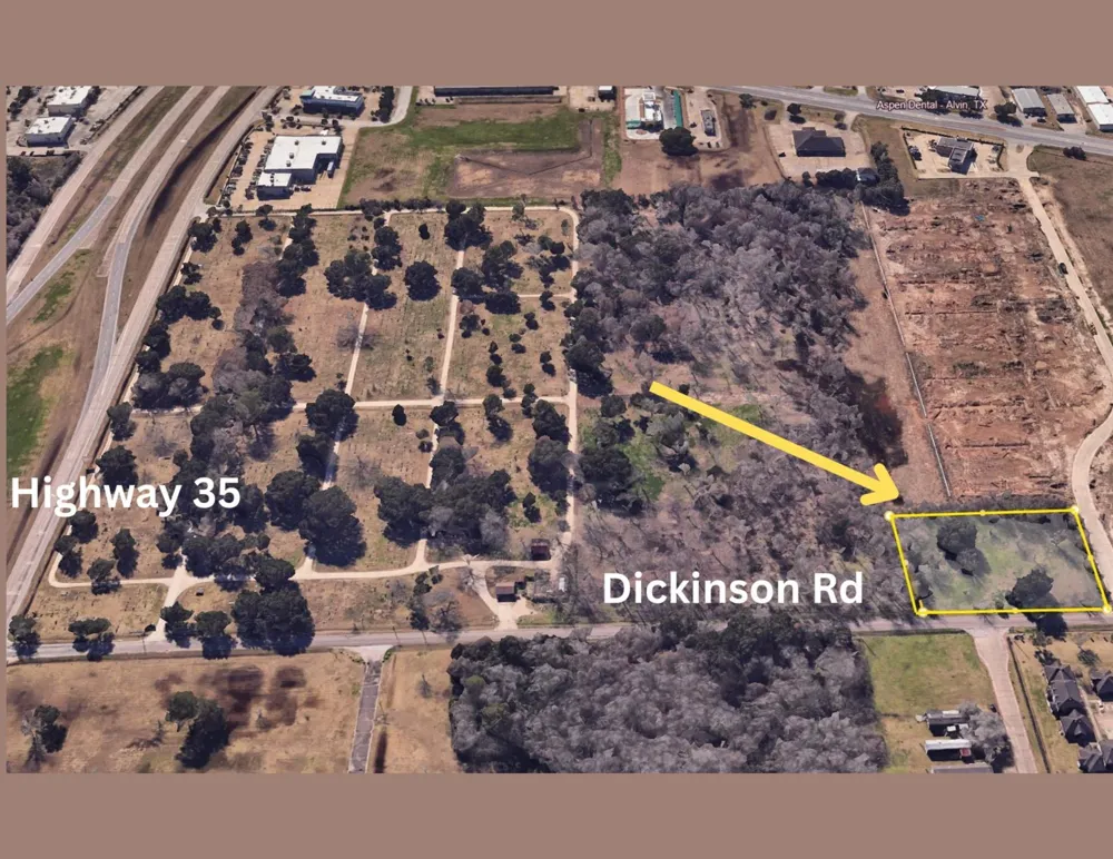 1300 Dickinson Road Alvin, TX 77511