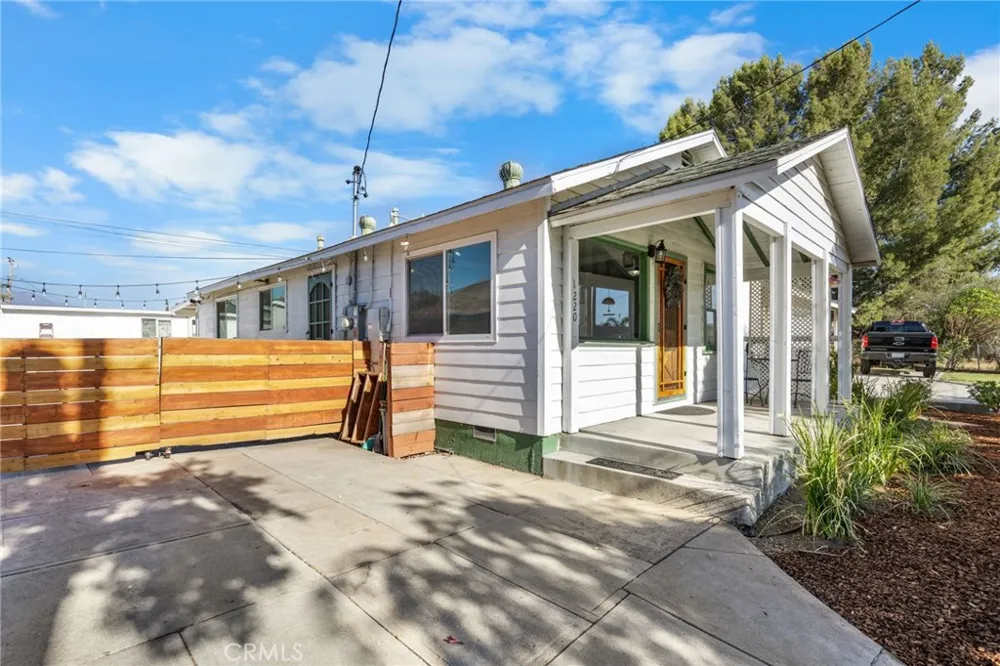 1220 Webster Street Redlands, CA 92374