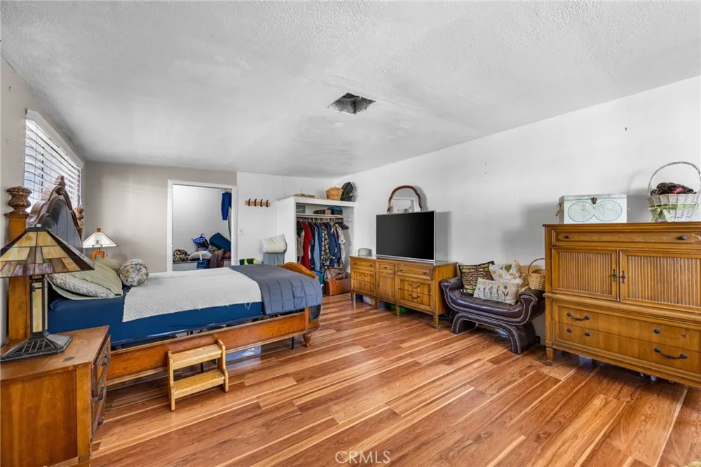 1220 Webster Street Redlands, CA 92374