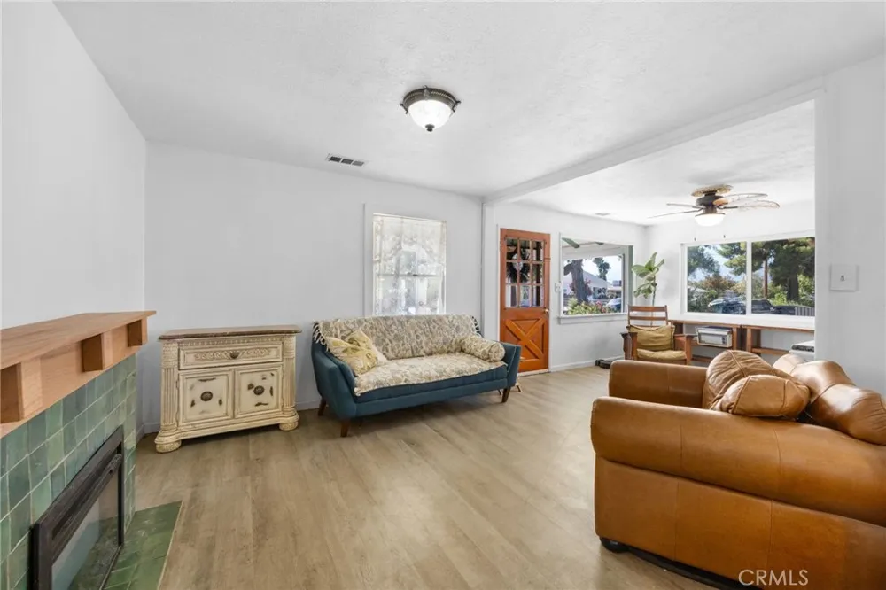 1220 Webster Street Redlands, CA 92374