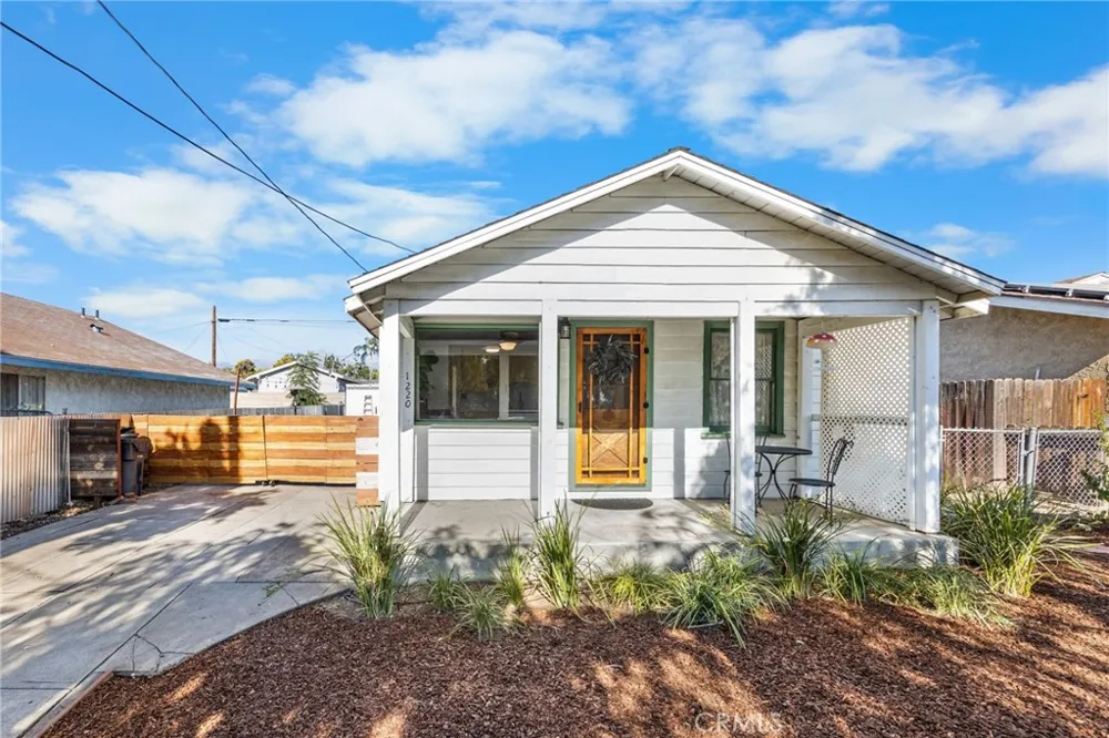 1220 Webster Street Redlands, CA 92374