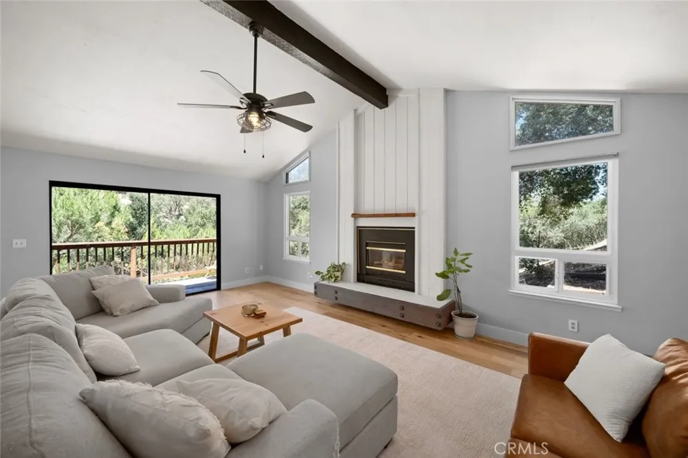 9056 Curbaril Avenue Atascadero, CA 93422