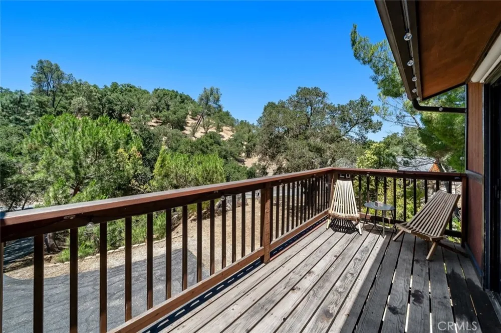 9056 Curbaril Avenue Atascadero, CA 93422
