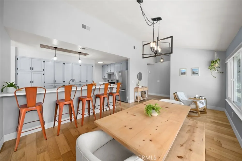 9056 Curbaril Avenue Atascadero, CA 93422