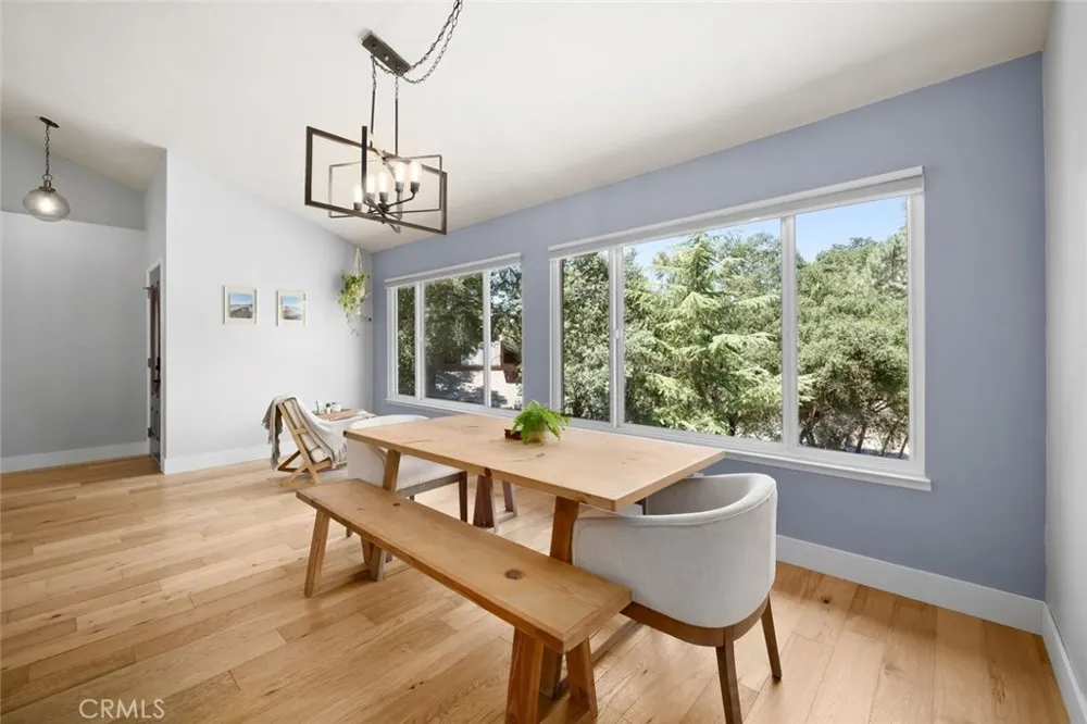 9056 Curbaril Avenue Atascadero, CA 93422