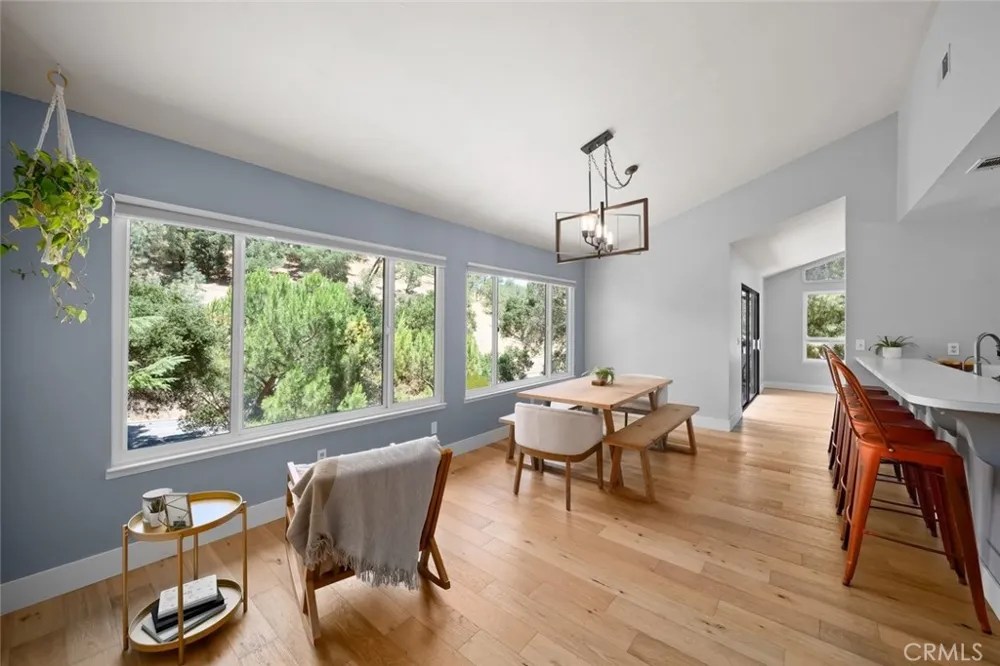 9056 Curbaril Avenue Atascadero, CA 93422