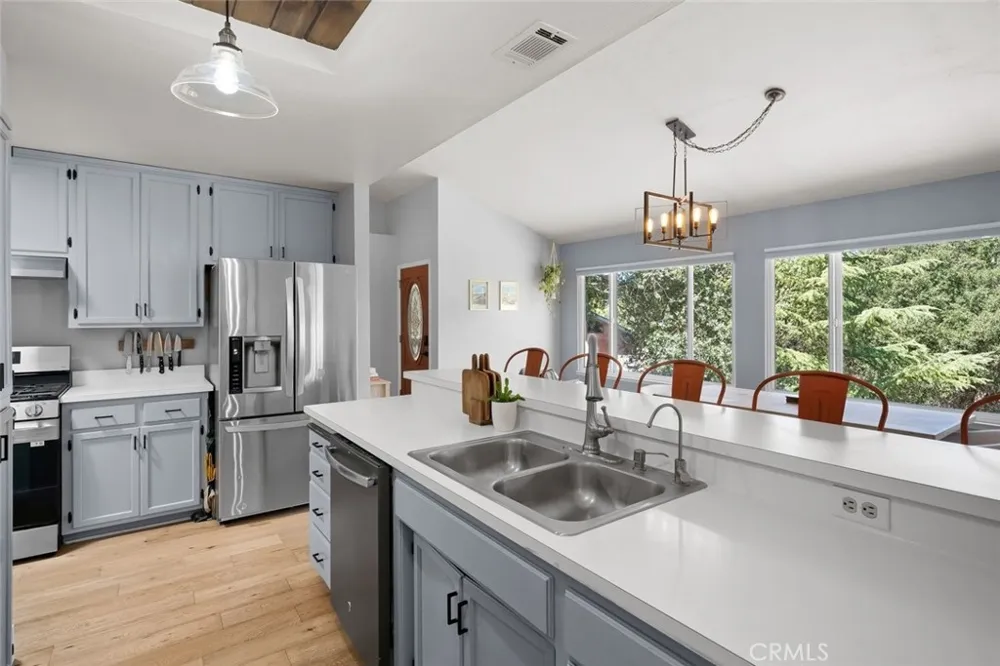 9056 Curbaril Avenue Atascadero, CA 93422