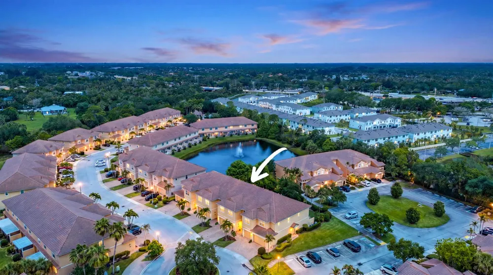 680 SW Glen Crest Way Stuart, FL 34997