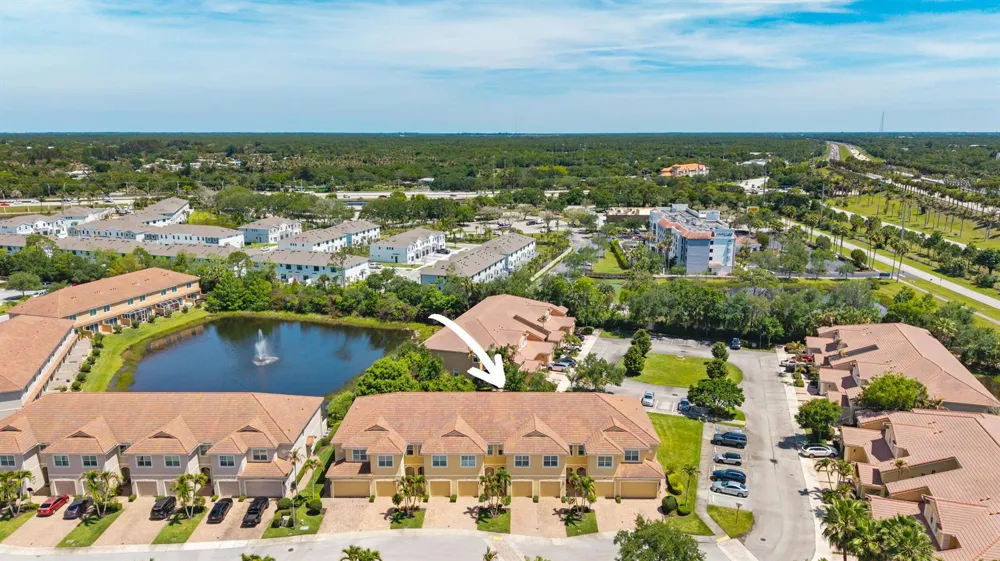 680 SW Glen Crest Way Stuart, FL 34997