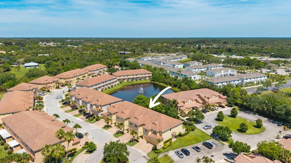 680 SW Glen Crest Way Stuart, FL 34997