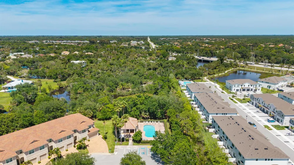 680 SW Glen Crest Way Stuart, FL 34997