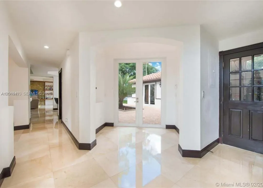 8164 SW 171st St Palmetto Bay, FL 33157