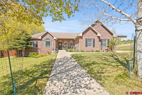 1060 Alta Vista Drive
